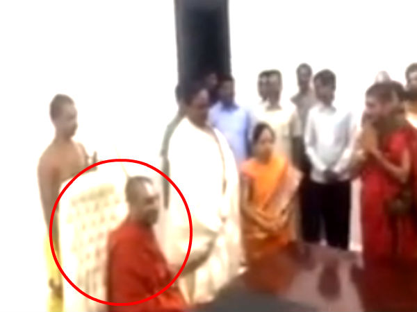 Telangana CM KCR offering his official Chair to a Seer! Telangana CM KCR offering his official Chair to a Seer!