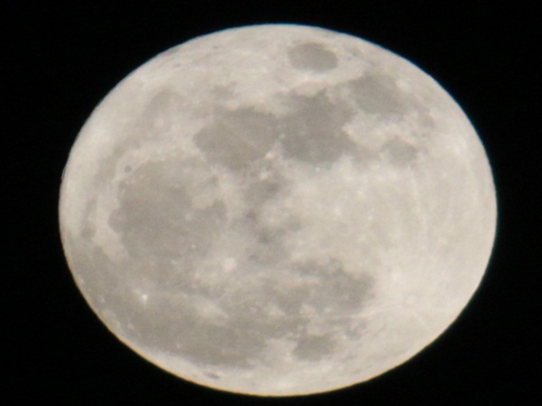 Tonight is a record-breaking supermoon - The biggest in 68 years Tonight is a record-breaking supermoon - The biggest in 68 years