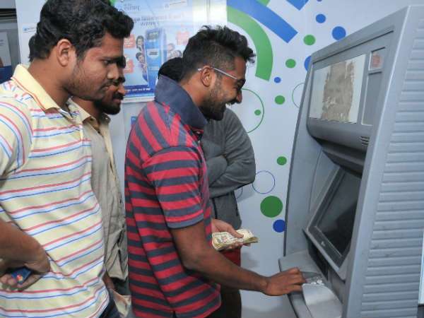 ஏடிஎம்களில் சிக்கல்