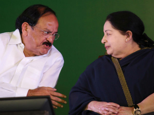 எதிர்க்காத அதிமுக