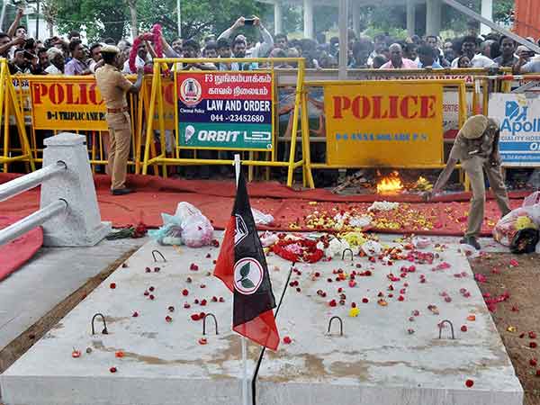 கோவிலாகும் சாமதி