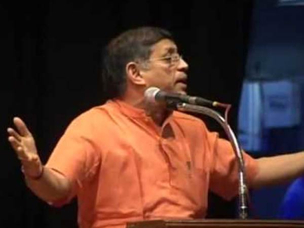 குருமூர்த்தி விமர்சனம்