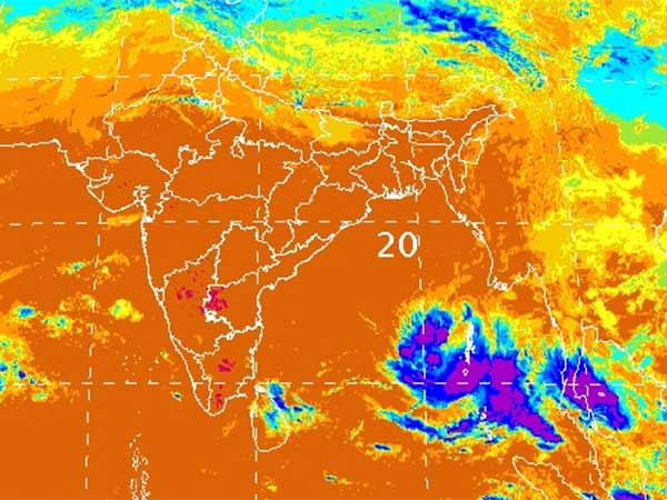Cyclone Vardah reemerged in Arabian Sea Cyclone Vardah reemerged in Arabian Sea