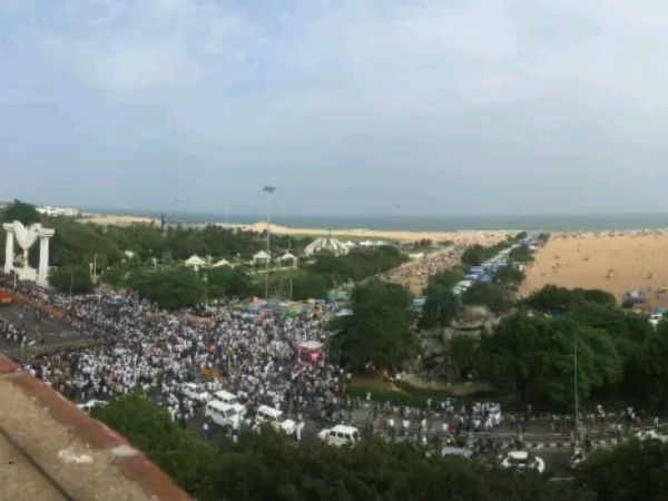 Jayalalitha cremation today evening 4.30 pm at Marina Beach Jayalalitha cremation today evening 4.30 pm at Marina Beach