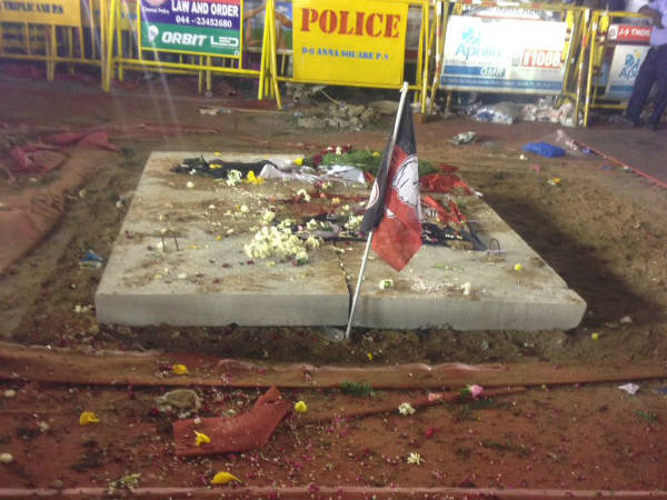 Why Jayalalithaa was given a burial instead of cremated Why Jayalalithaa was given a burial instead of cremated