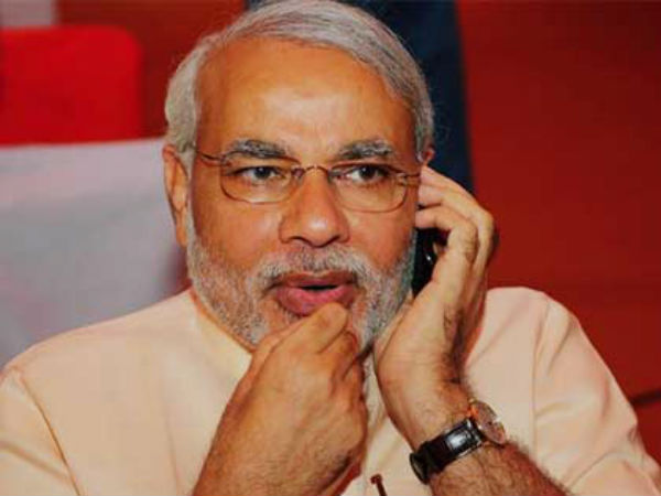 PM Modi addressing in UP through a Phone call! PM Modi addressing in UP through a Phone call!
