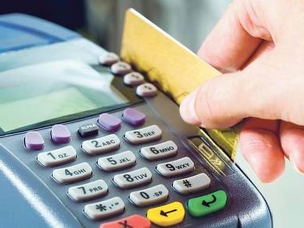 No service tax for debit and credit card transaction for upto Rs 2000! No service tax for debit and credit card transaction for upto Rs 2000!