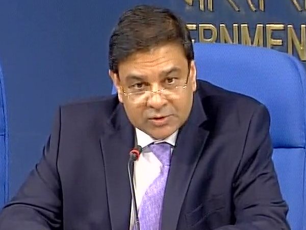 RBI lowers growth forecast to 7.1% from 7.6%, keeps repo rate unchanged RBI lowers growth forecast to 7.1% from 7.6%, keeps repo rate unchanged