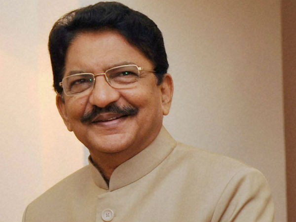 Tamil Nadu governor meets Rajnath singh Tamil Nadu governor meets Rajnath singh