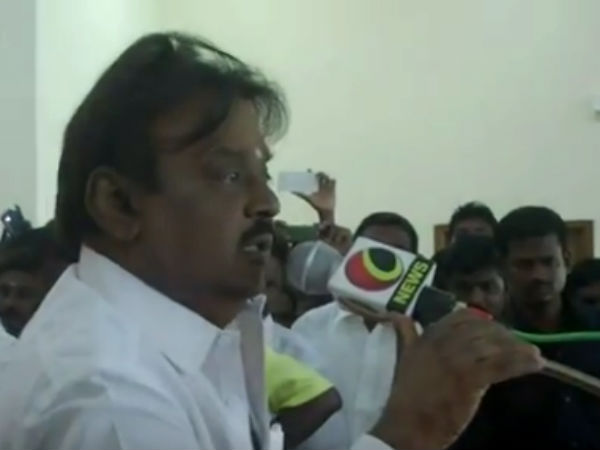 அவருக்குதான் வெளிச்சம்