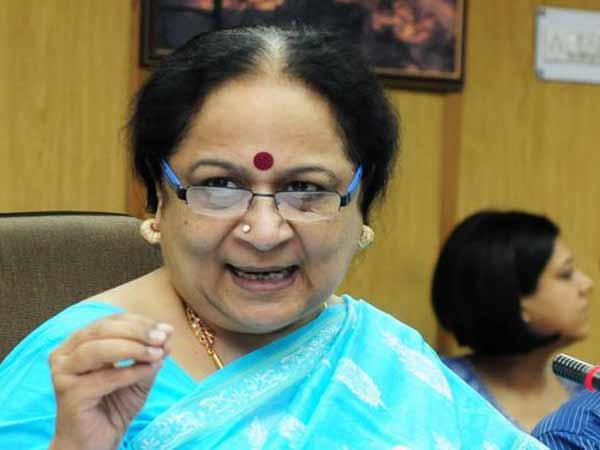 Jayanthi natarajan urges the Central government to take legal action to organise Jallikkattu this year Jayanthi natarajan urges the Central government to take legal action to organise Jallikkattu this year