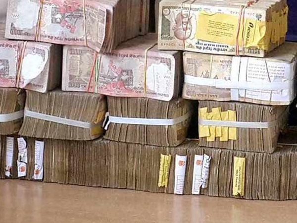 T Dept made seizure of Rs 562 crore, sources said T Dept made seizure of Rs 562 crore, sources said
