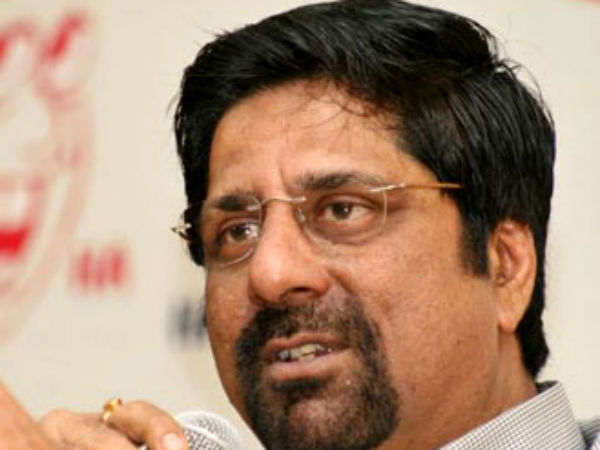 Srikanth sings Rajini song during Times Now debate on Jallikattu Srikanth sings Rajini song during Times Now debate on Jallikattu