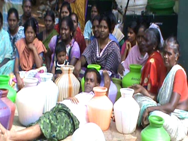 public protest due to Shortage of drinking water public protest due to Shortage of drinking water