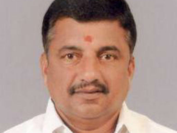 நேற்று மாலை வெளியேறிய எம்எல்ஏ