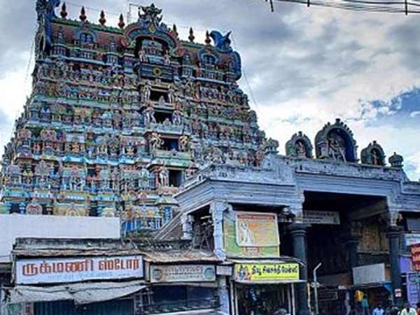 விவரம் இல்லாத இயக்குநர்கள்