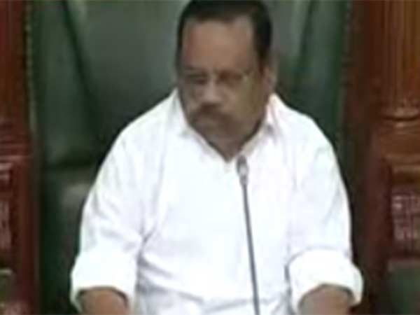 சேடபட்டி முத்தையாவுக்கு எதிராக