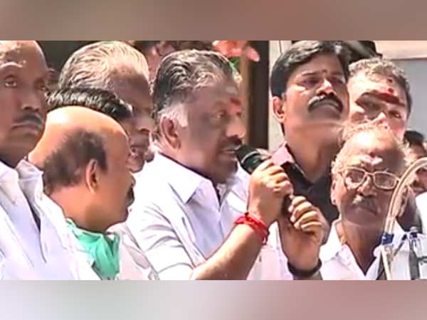 நலத்திட்ட உதவிகள்