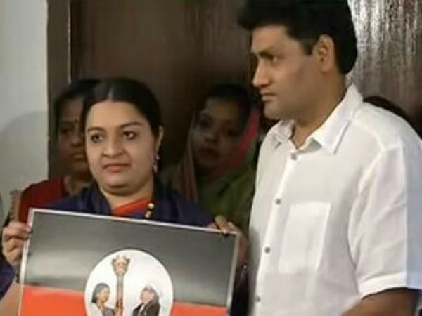 Deepa to contests bypoll from RK Nagar Deepa to contests bypoll from RK Nagar