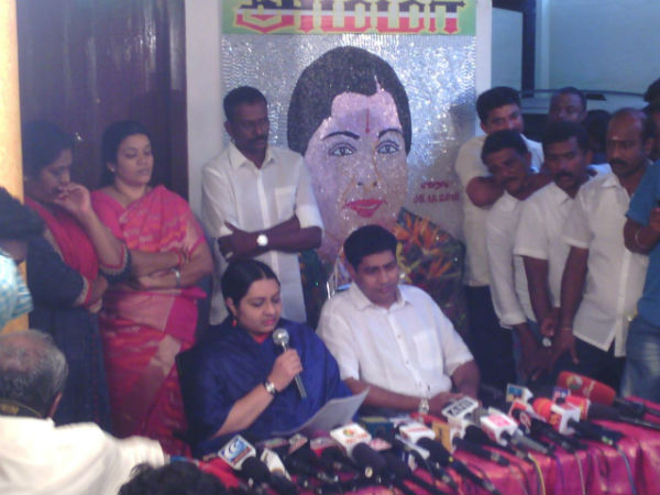 Deepak's interview to pay the Jaya's fine amount is also a conspiracy: Deepa Deepak's interview to pay the Jaya's fine amount is also a conspiracy: Deepa