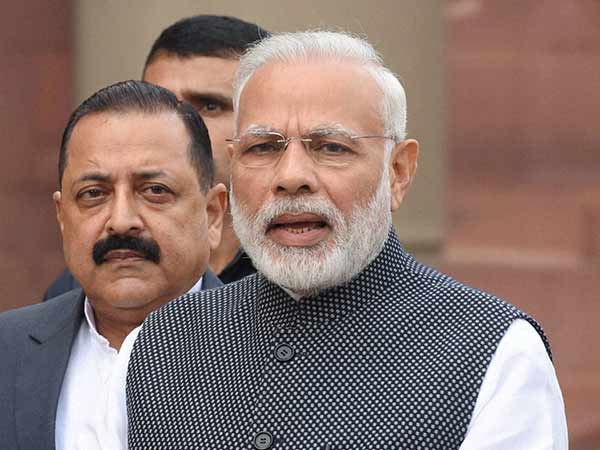 Prime minister Modi paid tribute to MP Ahamed's body Prime minister Modi paid tribute to MP Ahamed's body