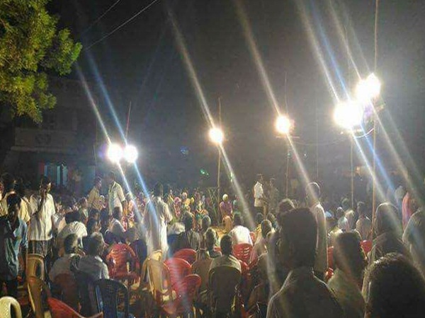 Neduvasal villagers stage protest continuously Neduvasal villagers stage protest continuously