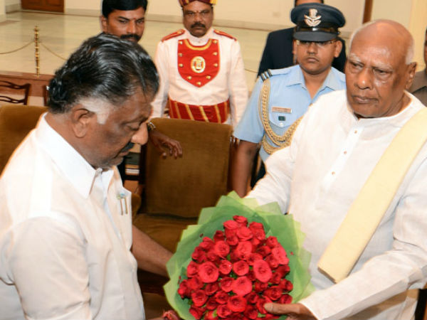 Panneer Selvam truley with Jayalalithaa, says Rosaiah Panneer Selvam truley with Jayalalithaa, says Rosaiah