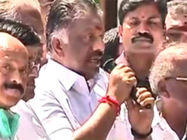 OPS attacks Sasikala’s family OPS attacks Sasikala’s family