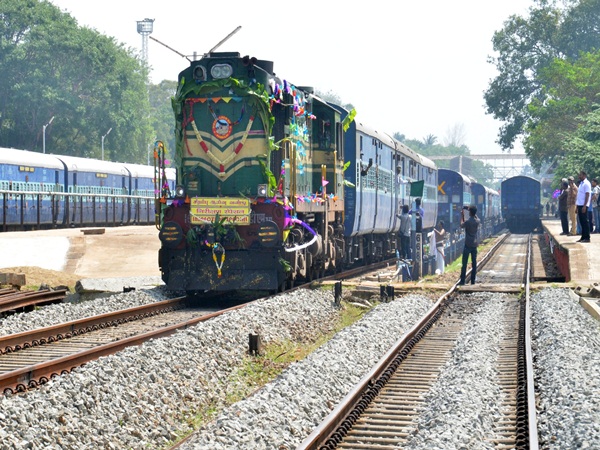 Trial train services between senkottai and new ariyankavu Trial train services between senkottai and new ariyankavu