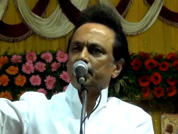 MK Stalin urges to cadres not to praising in wedding functions MK Stalin urges to cadres not to praising in wedding functions