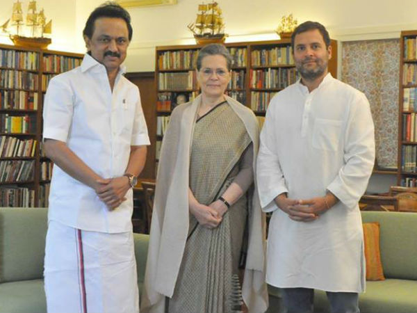 M.K. Stalin meets Sonia in Delhi M.K. Stalin meets Sonia in Delhi