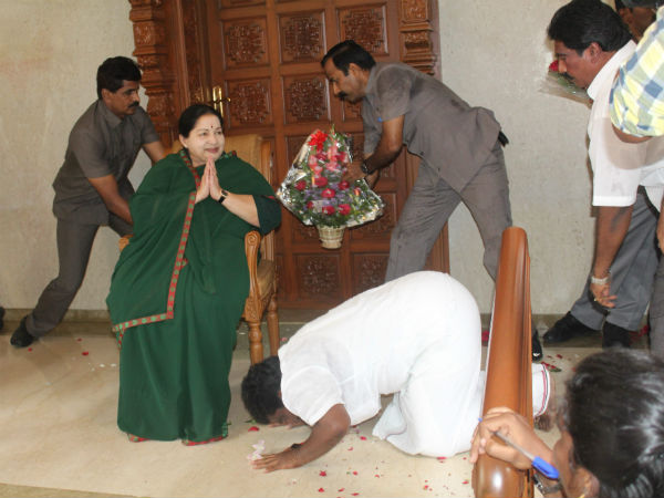 சாஸ்டாங்கமாக...