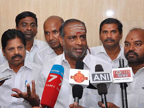 நவநீதகிருஷ்ணன் எம்.பி