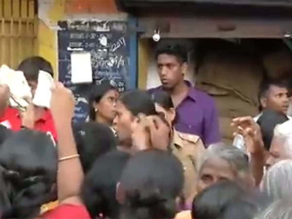 மானிய விலையில் பருப்பு, பாமாயில்