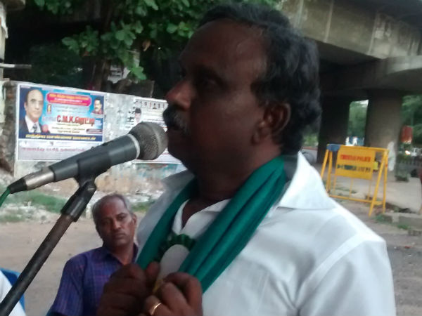 P.R. Pandian condemns IOB’s insults of farmer P.R. Pandian condemns IOB’s insults of farmer