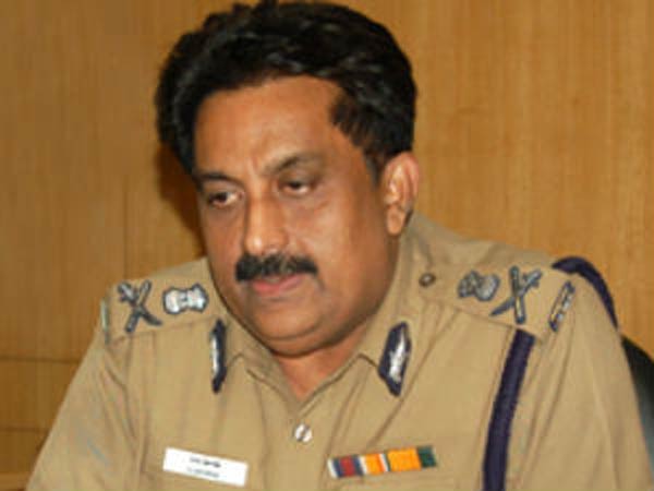 ஜார்ஜ் மீது புகார்