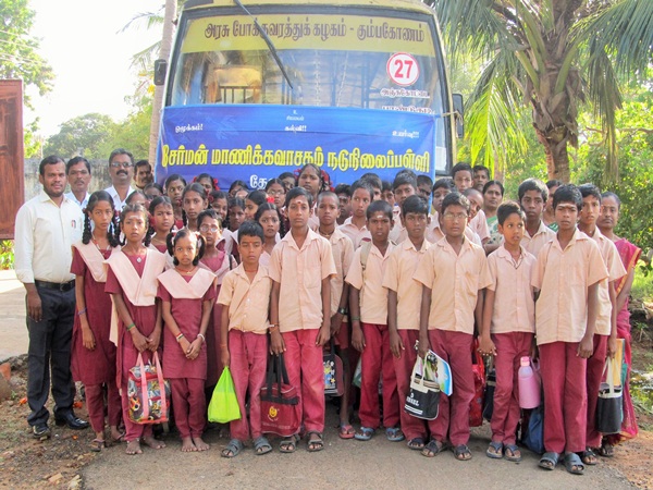 school student's visits Horticulture Farm at Devakottai school student's visits Horticulture Farm at Devakottai
