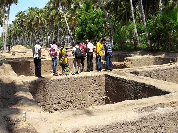 பணி நிறுத்தம்
