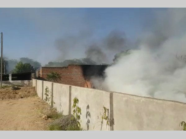 Two persons were killed and 10 others injured in a communal clash in Gujarat Two persons were killed and 10 others injured in a communal clash in Gujarat