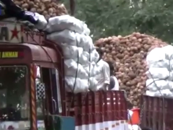 சரக்குகள் தேக்கம்