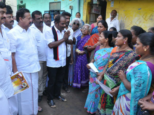 அனைத்தும் ஒருவரே
