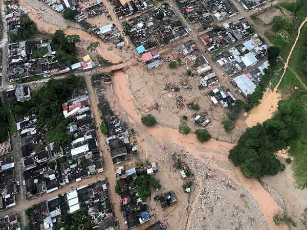 Colombia landslide: 254 dead, Rescue teams race to reach survivors Colombia landslide: 254 dead, Rescue teams race to reach survivors