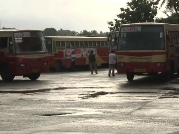 முழுஅடைப்பு: வழக்கம் போல் ஓடும் ஆந்திரா பேருந்துகள்.. எல்லையிலேயே நிறுத்தப்பட்ட கேரளா பேருந்துகள்! 