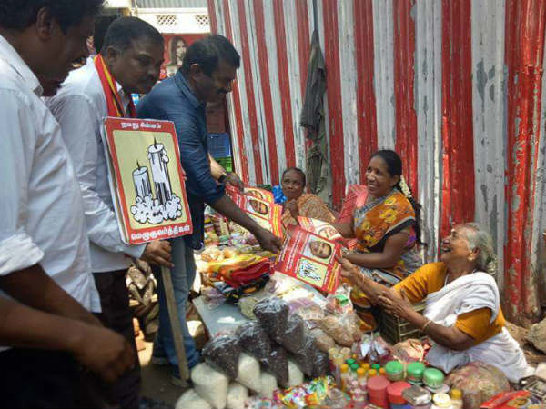 Seeman made campaign for Naam Tamilar party candidate in RK Nagar Seeman made campaign for Naam Tamilar party candidate in RK Nagar