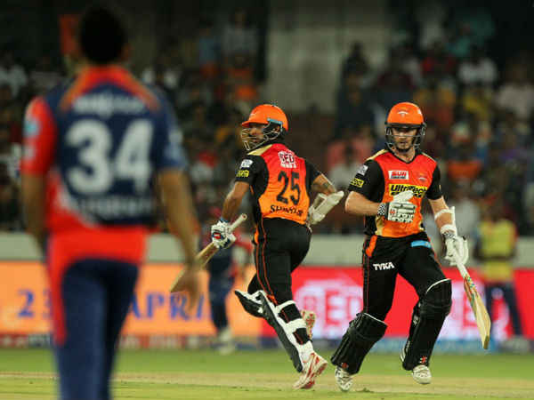 Williamson-Dhawan shine as all-round Hyderabad outclass Delhi by 15 runs Williamson-Dhawan shine as all-round Hyderabad outclass Delhi by 15 runs