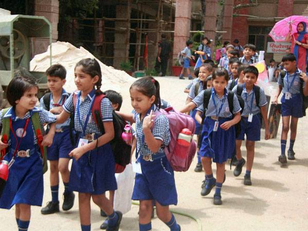 Malayalam must in every Kerala school Malayalam must in every Kerala school