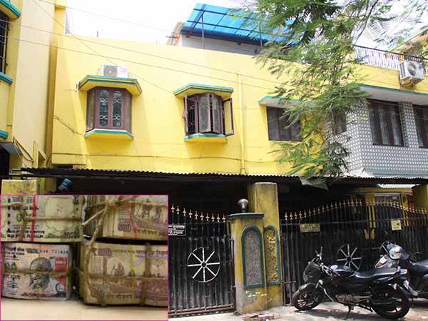 போலீஸ் விசாரணை