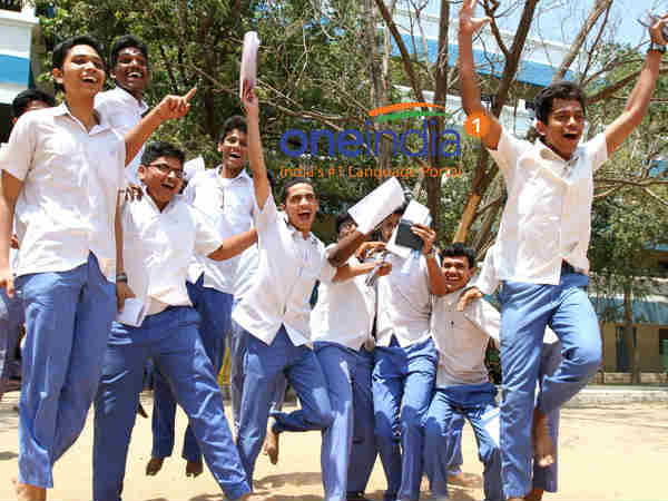 பல வண்ணங்களில் புக்
