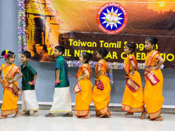 கலை நிகழ்ச்சிகளுடன் திருவிழா