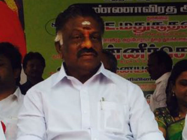 ஓபிஎஸ்ஸை வளைக்க..